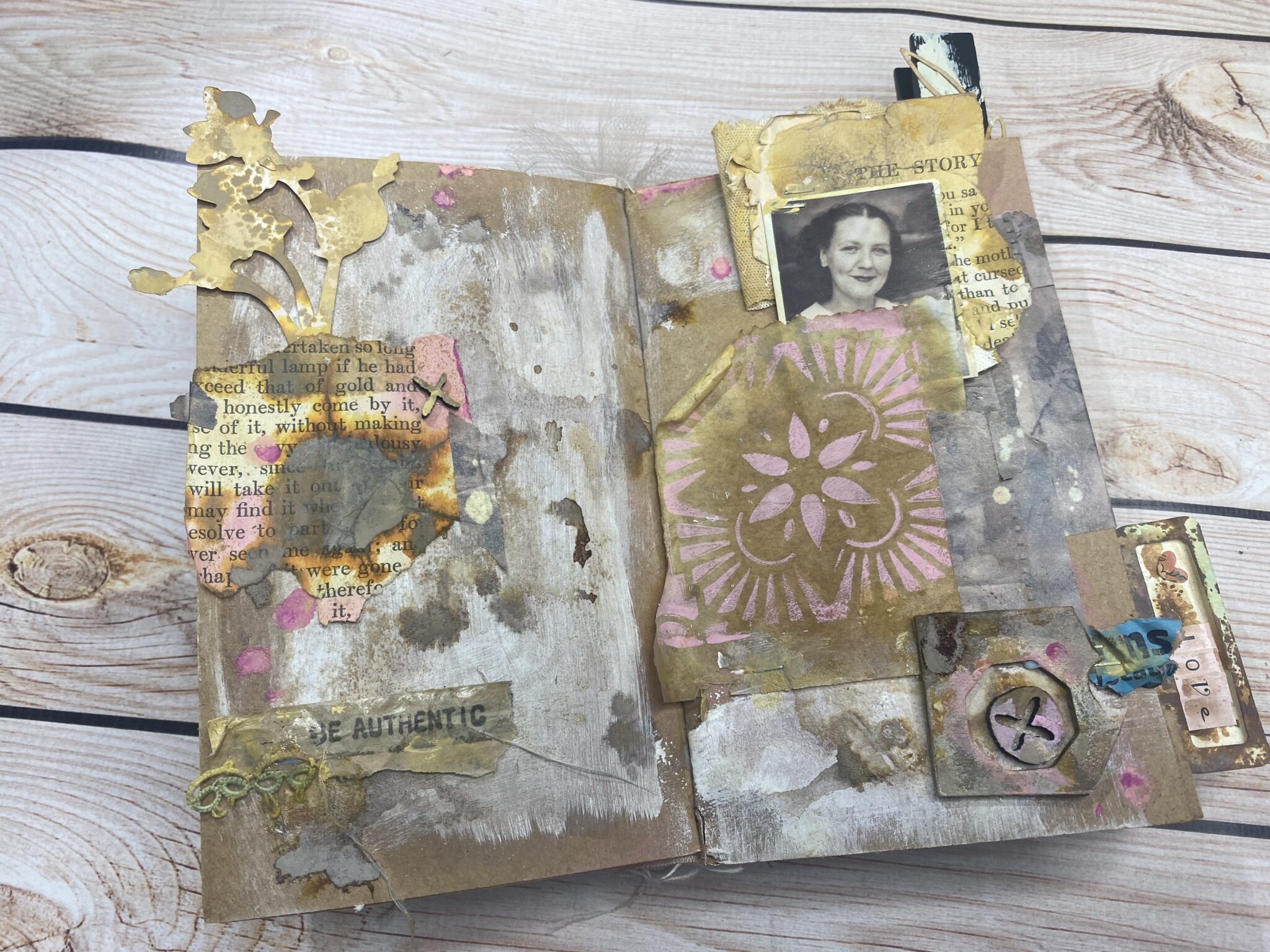 Be Authentic Art Journal Entry – Use Your Fodder – Artsy Findings